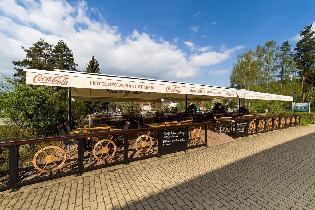 Hotel Admiral Lipno nad Vltavou Eksteriør billede